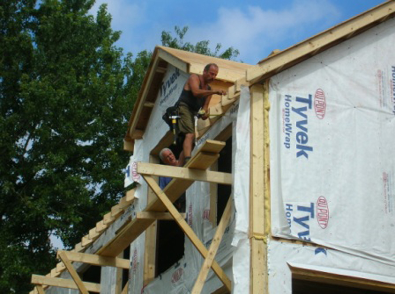 YankBarn0149c_finishingRoofEdges1