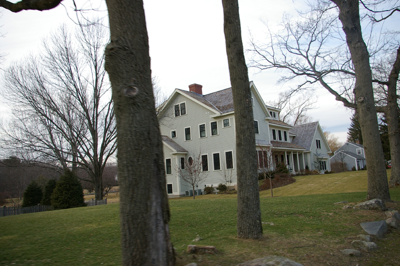 Monument_St_side2
